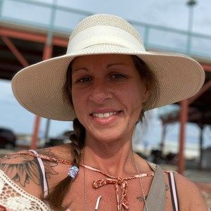 Meet your Posher, Mandy